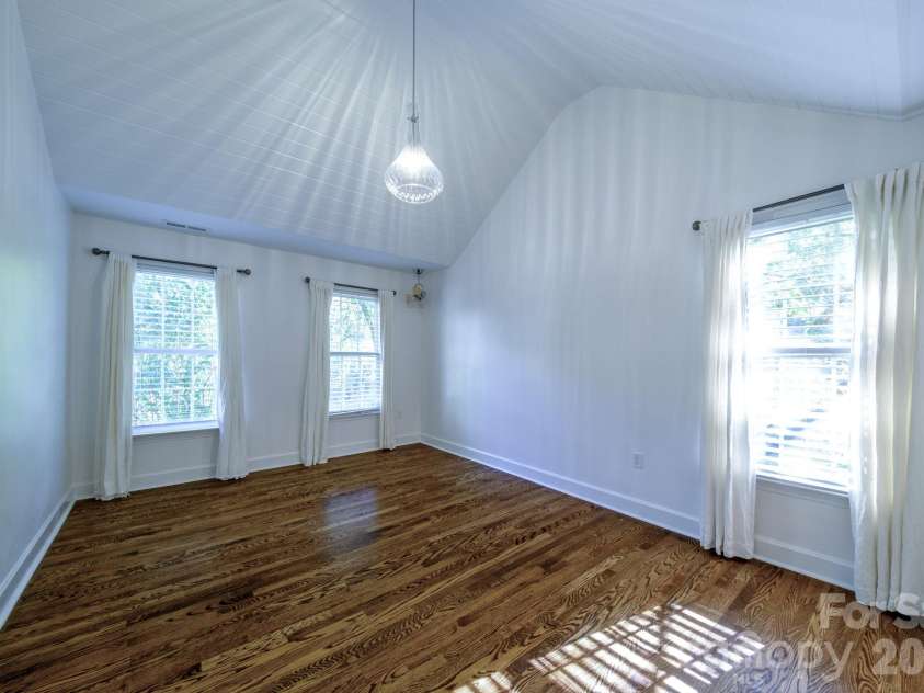 9330 Valley Road, Charlotte, NC 28270.  MLS# CAR4433044, YatesRealty ID 56011. 
