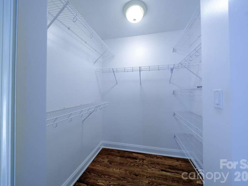 9330 Valley Road, Charlotte, NC 28270.  MLS# CAR4433044, YatesRealty ID 56011. 