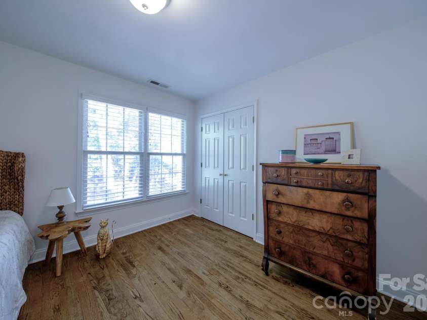 9330 Valley Road, Charlotte, NC 28270.  MLS# CAR4433044, YatesRealty ID 56011. 