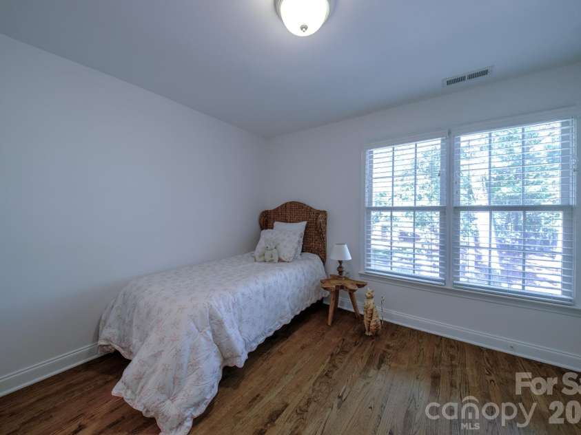 9330 Valley Road, Charlotte, NC 28270.  MLS# CAR4433044, YatesRealty ID 56011. 