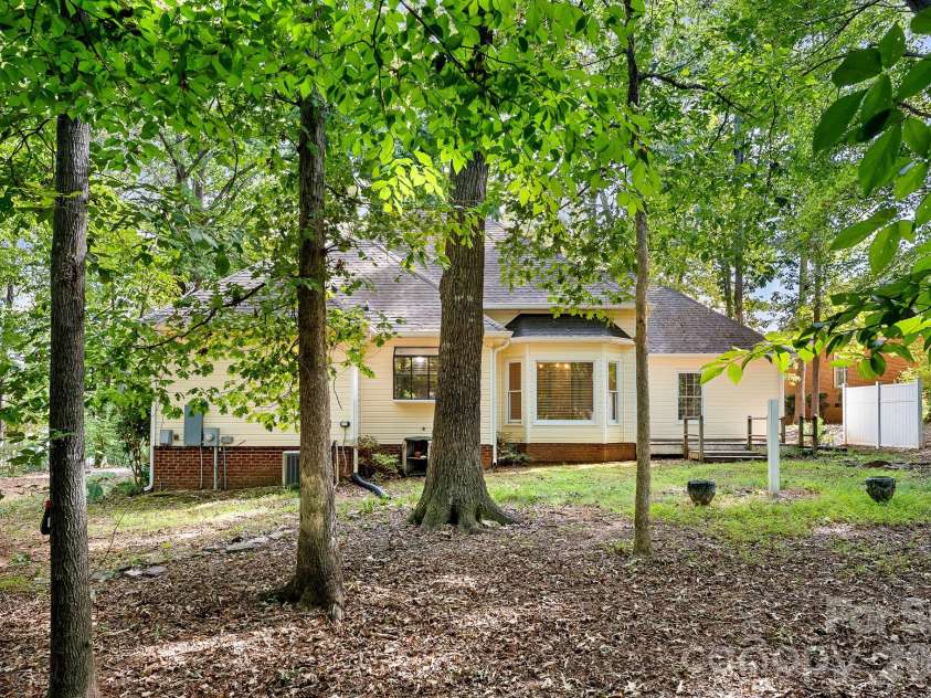 8311 Poplar Grove Circle, Waxhaw, NC 28173.  MLS# CAR4432960, YatesRealty ID 56014. 