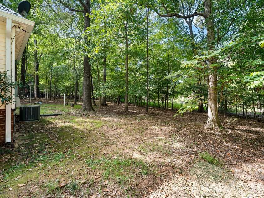 8311 Poplar Grove Circle, Waxhaw, NC 28173.  MLS# CAR4432960, YatesRealty ID 56014. 