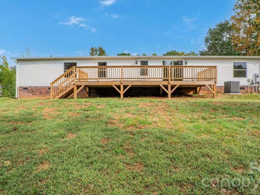 140 Ridge Creek Drive, Troutman, NC 28166.  MLS# CAR4426047, YatesRealty ID 56022. 