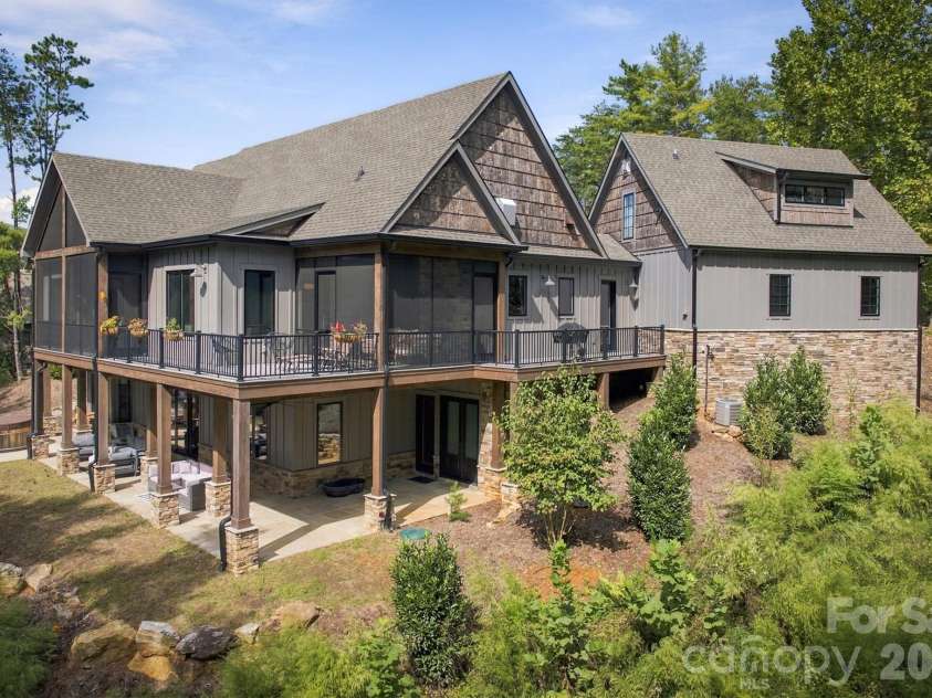 155 Otter Waller Drive, Nebo, NC 28761.  MLS# CAR4427161, YatesRealty ID 56025. 