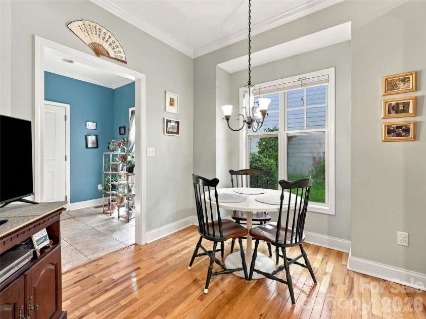 220 Waterside Drive, Hendersonville, NC 28791.  MLS# CAR4430320, YatesRealty ID 56028. 