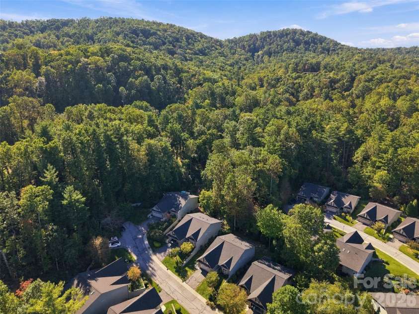 220 Waterside Drive, Hendersonville, NC 28791.  MLS# CAR4430320, YatesRealty ID 56028. 