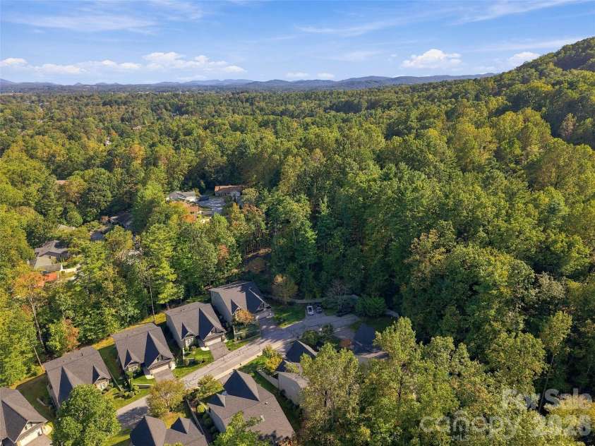 220 Waterside Drive, Hendersonville, NC 28791.  MLS# CAR4430320, YatesRealty ID 56028. 