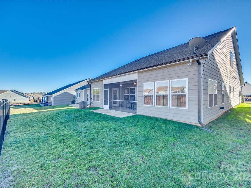 40196 Crooked Stick Drive, Lancaster, SC 29720.  MLS# CAR4284512, YatesRealty ID 5603. 