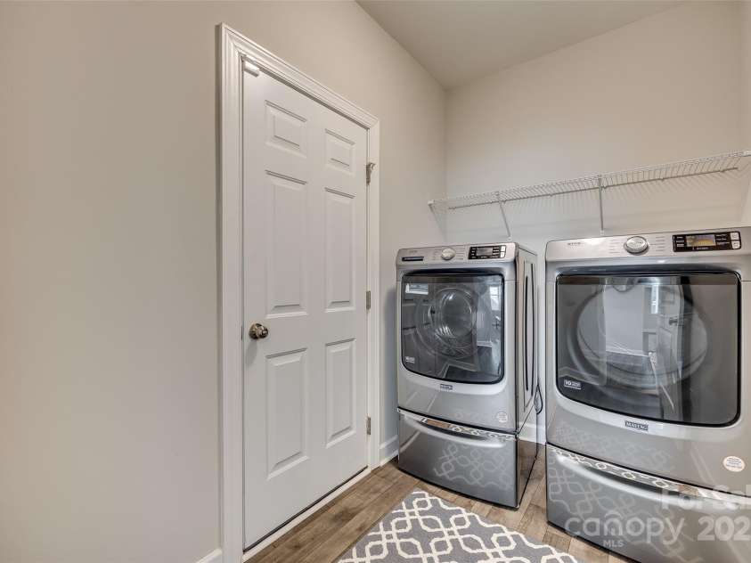 40196 Crooked Stick Drive, Lancaster, SC 29720.  MLS# CAR4284512, YatesRealty ID 5603. Washer and dryer do not convey with the property.