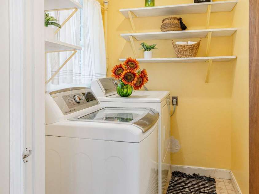 224 Lyndale Road, Hendersonville, NC 28739.  MLS# CAR4418202, YatesRealty ID 56030. Laundry
