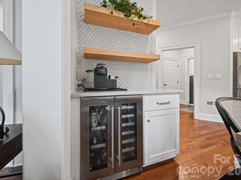15025 Jockeys Ridge Drive, Charlotte, NC 28277.  MLS# CAR4429098, YatesRealty ID 56032. Coffee Bar with Wine/Beer Refrigerator Below
