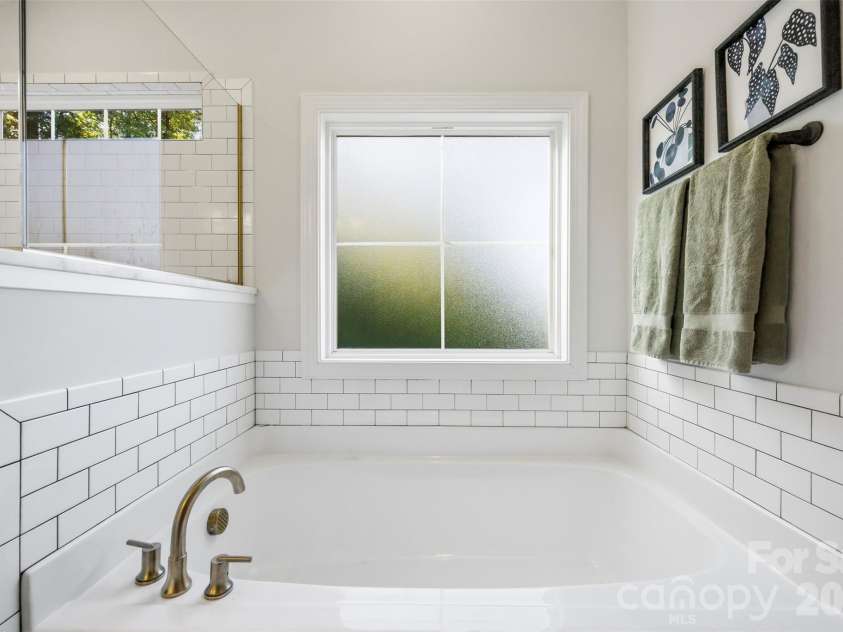 419 Spruce Place, Concord, NC 28025.  MLS# CAR4430259, YatesRealty ID 56034. 