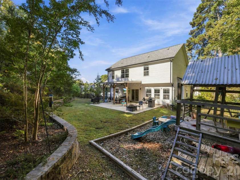 419 Spruce Place, Concord, NC 28025.  MLS# CAR4430259, YatesRealty ID 56034. 