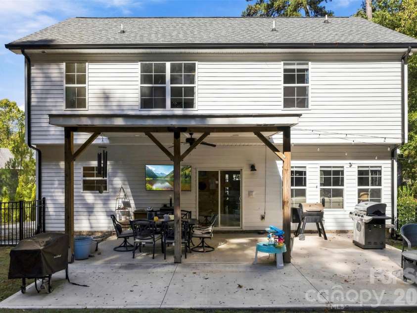 419 Spruce Place, Concord, NC 28025.  MLS# CAR4430259, YatesRealty ID 56034. 