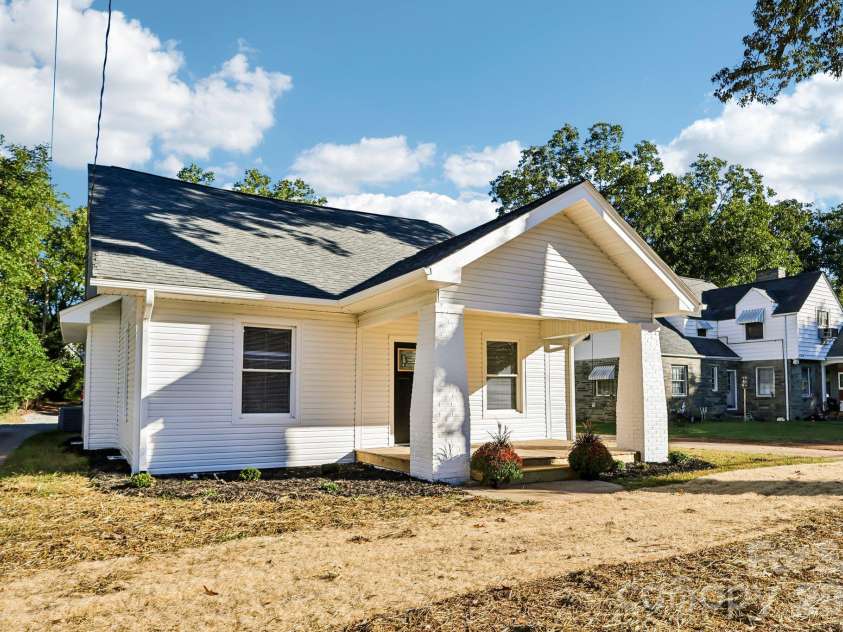 903 Main Street, Albemarle, NC 28001.  MLS# CAR4430928, YatesRealty ID 56036. 