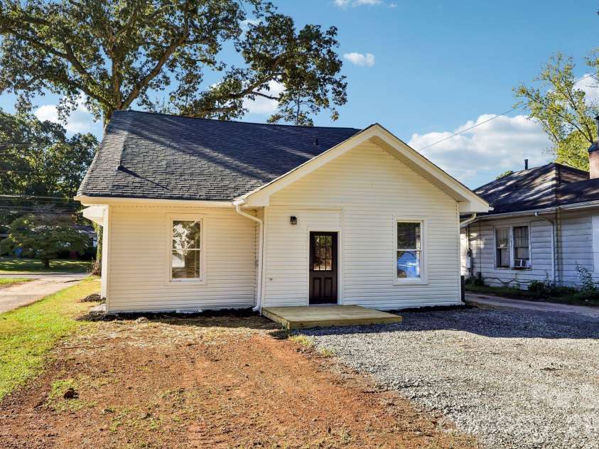 903 Main Street, Albemarle, NC 28001.  MLS# CAR4430928, YatesRealty ID 56036. 