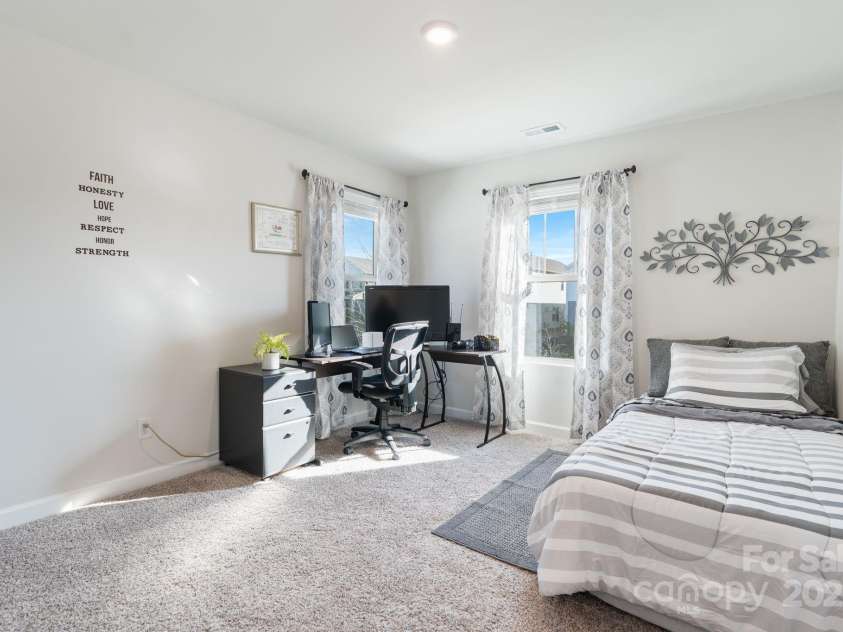 12425 Larue Lane, Huntersville, NC 28078.  MLS# CAR4231476, YatesRealty ID 5604. 