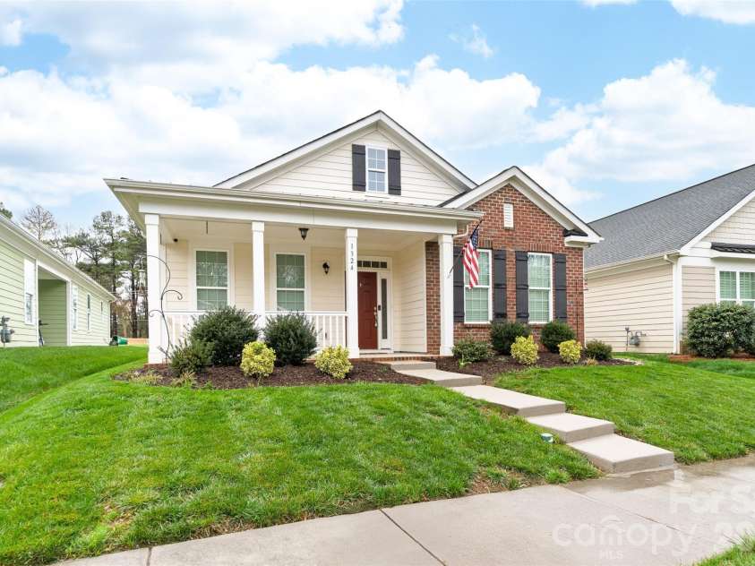 1324 Assembly Street, Belmont, NC 28012.  MLS# CAR4342801, YatesRealty ID 5604. 