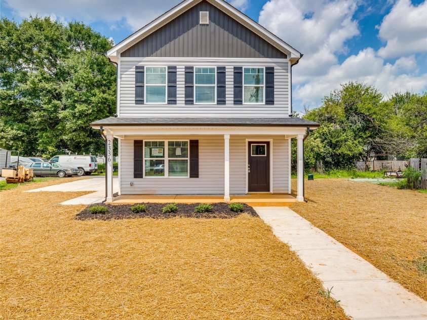 2336 West Boulevard, Charlotte, NC 28208.  MLS# CAR4433409, YatesRealty ID 56044. 