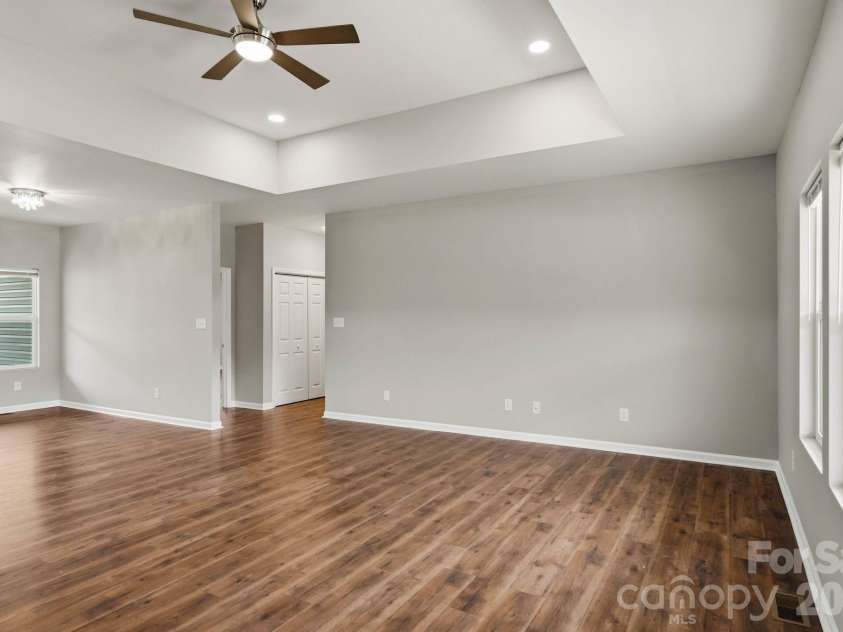 7667 Sarah Drive, Denver, NC 28037.  MLS# CAR4433380, YatesRealty ID 56045. 