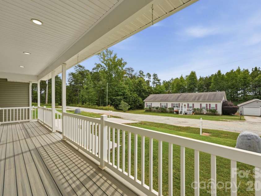 7667 Sarah Drive, Denver, NC 28037.  MLS# CAR4433380, YatesRealty ID 56045. 