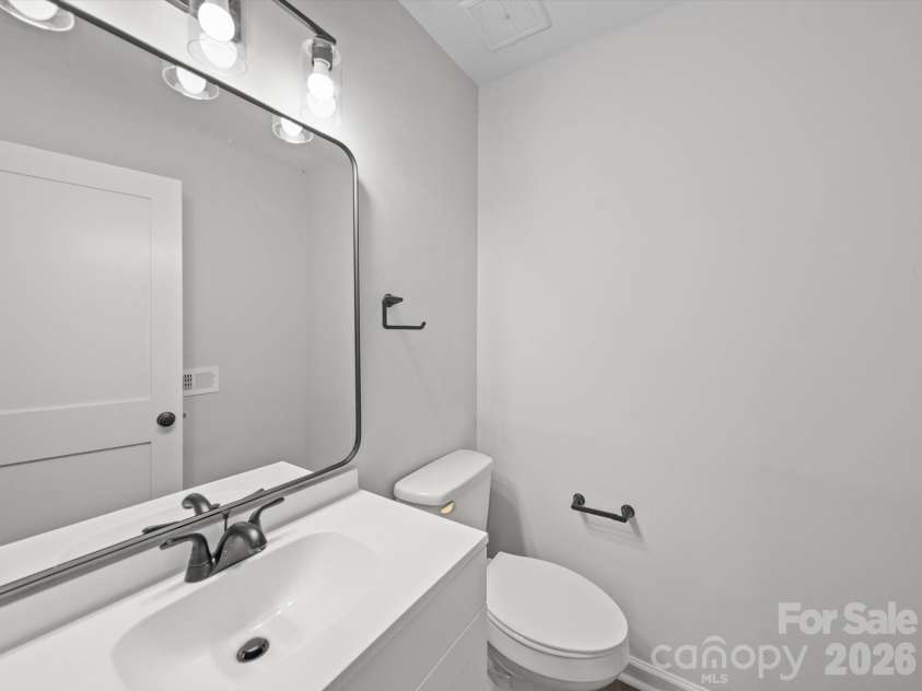 11222 Carmel Chace Drive, Charlotte, NC 28226.  MLS# CAR4424179, YatesRealty ID 56048. 