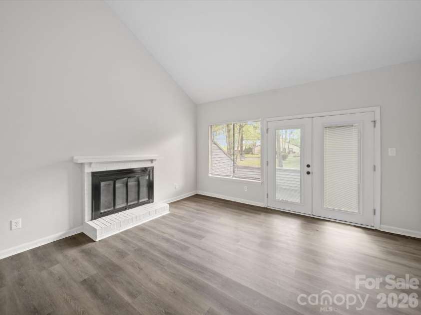 11222 Carmel Chace Drive, Charlotte, NC 28226.  MLS# CAR4424179, YatesRealty ID 56048. 