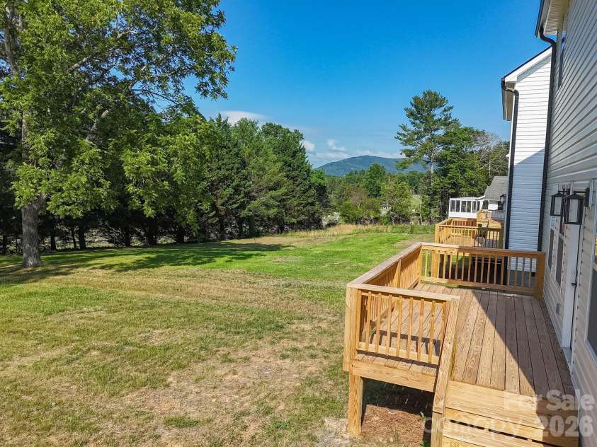 428 Hazel Mill Road, Asheville, NC 28806.  MLS# CAR4341006, YatesRealty ID 5605. 