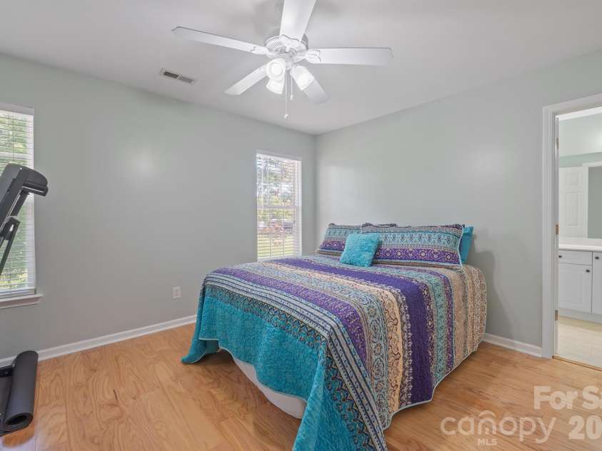 4144 Kenton Glenn Court, Concord, NC 28027.  MLS# CAR4433428, YatesRealty ID 56051. 