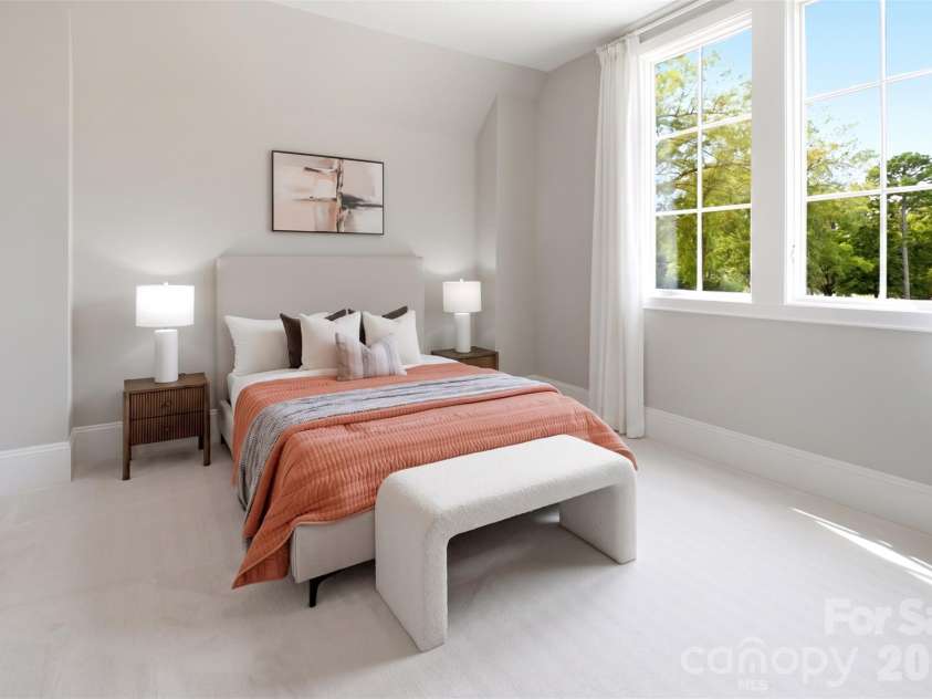 1636 Ferncliff Road, Charlotte, NC 28211.  MLS# CAR4433465, YatesRealty ID 56055. 