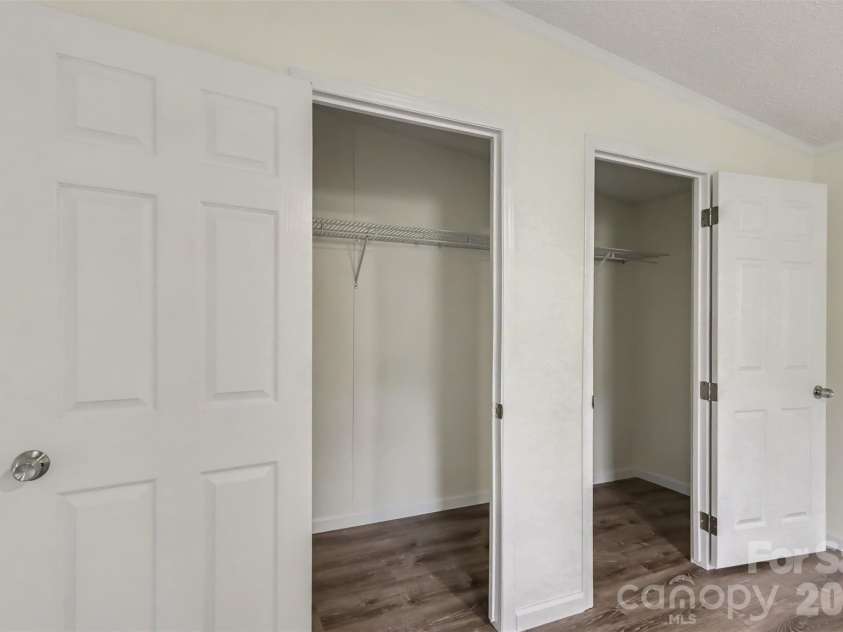 3560 New Potato Drive, Kannapolis, NC 28083.  MLS# CAR4431735, YatesRealty ID 56056. Primary Closets