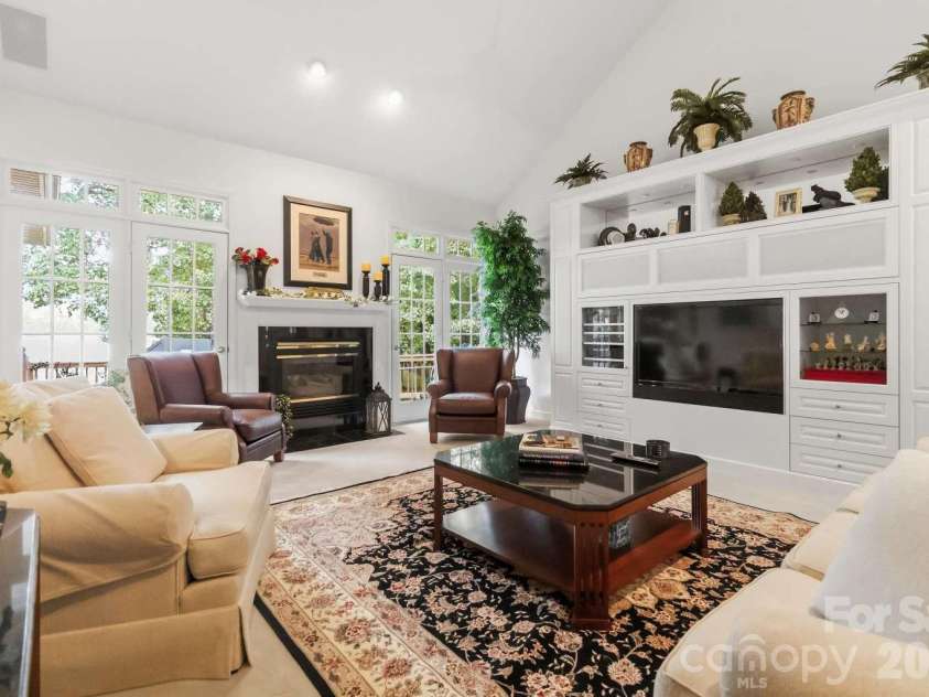 1106 Westlake Drive, Kannapolis, NC 28081.  MLS# CAR4433032, YatesRealty ID 56057. 