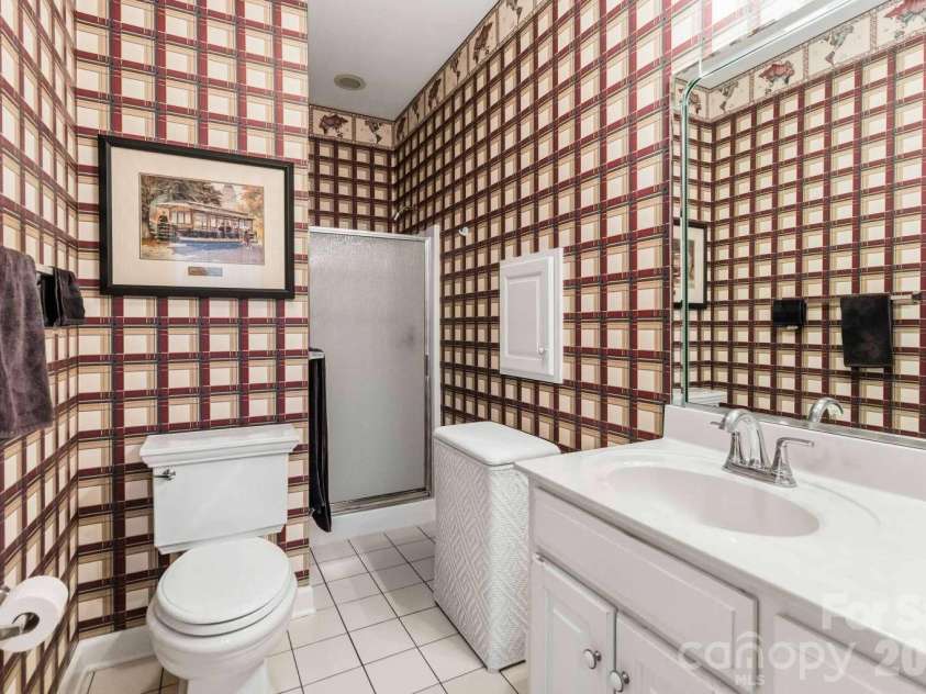1106 Westlake Drive, Kannapolis, NC 28081.  MLS# CAR4433032, YatesRealty ID 56057. 