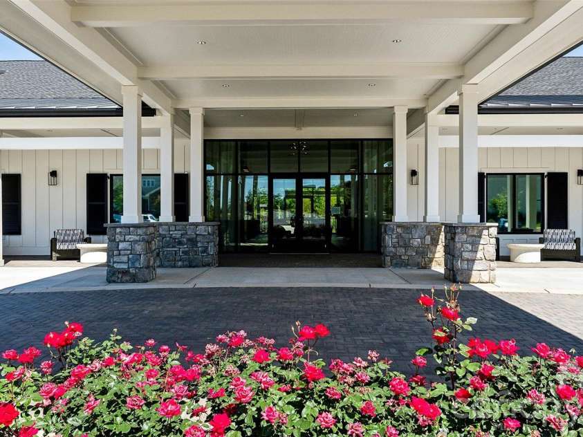 6055 Brush Creek, Monroe, NC 28110.  MLS# CAR4221974, YatesRealty ID 5606. Porte-cochere
