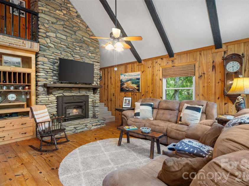 239 Cheulah Road, Brevard, NC 28712.  MLS# CAR4428226, YatesRealty ID 56061. 