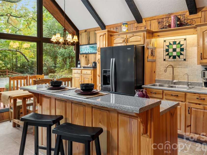239 Cheulah Road, Brevard, NC 28712.  MLS# CAR4428226, YatesRealty ID 56061. 