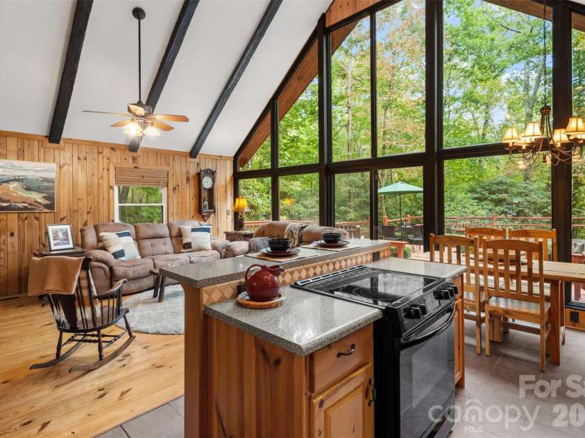 239 Cheulah Road, Brevard, NC 28712.  MLS# CAR4428226, YatesRealty ID 56061. 