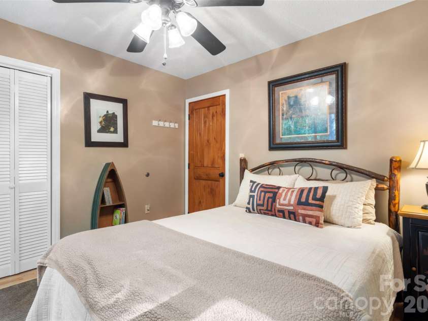 239 Cheulah Road, Brevard, NC 28712.  MLS# CAR4428226, YatesRealty ID 56061. 