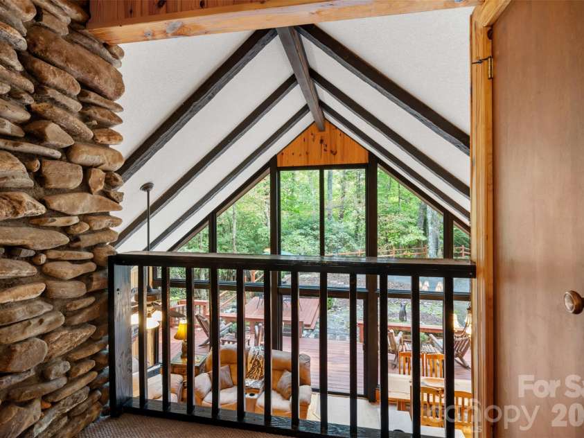 239 Cheulah Road, Brevard, NC 28712.  MLS# CAR4428226, YatesRealty ID 56061. 