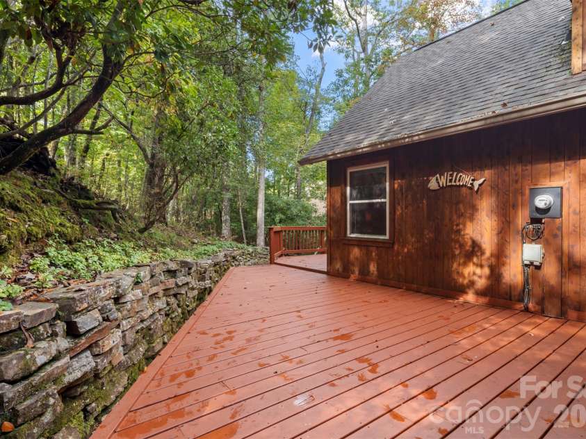 239 Cheulah Road, Brevard, NC 28712.  MLS# CAR4428226, YatesRealty ID 56061. 