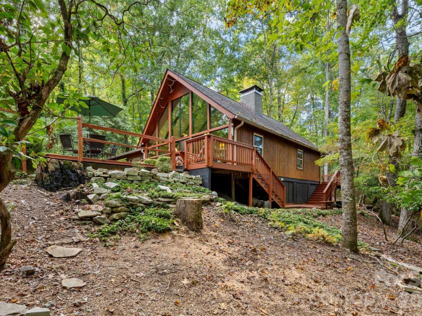 239 Cheulah Road, Brevard, NC 28712.  MLS# CAR4428226, YatesRealty ID 56061. 