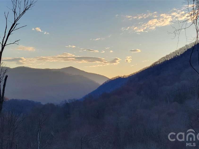 340 Wayah Zooshuga Road, Maggie Valley, NC 28751.  MLS# CAR4432934, YatesRealty ID 56062. 