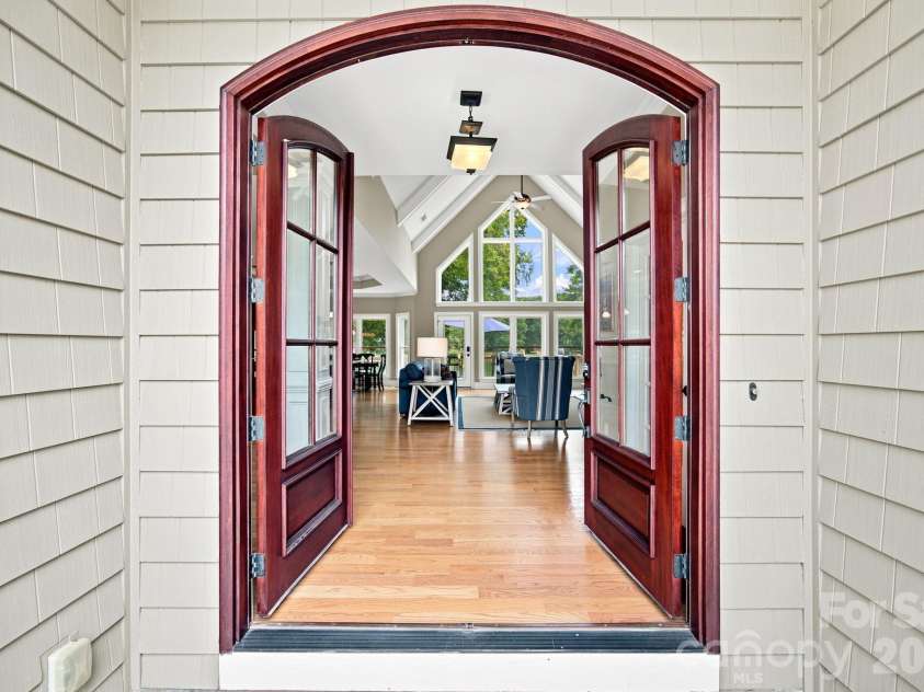 162 Sagemore Road, Mooresville, NC 28117.  MLS# CAR4433487, YatesRealty ID 56063. 
