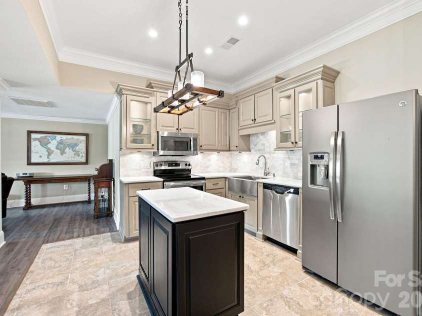 162 Sagemore Road, Mooresville, NC 28117.  MLS# CAR4433487, YatesRealty ID 56063. 