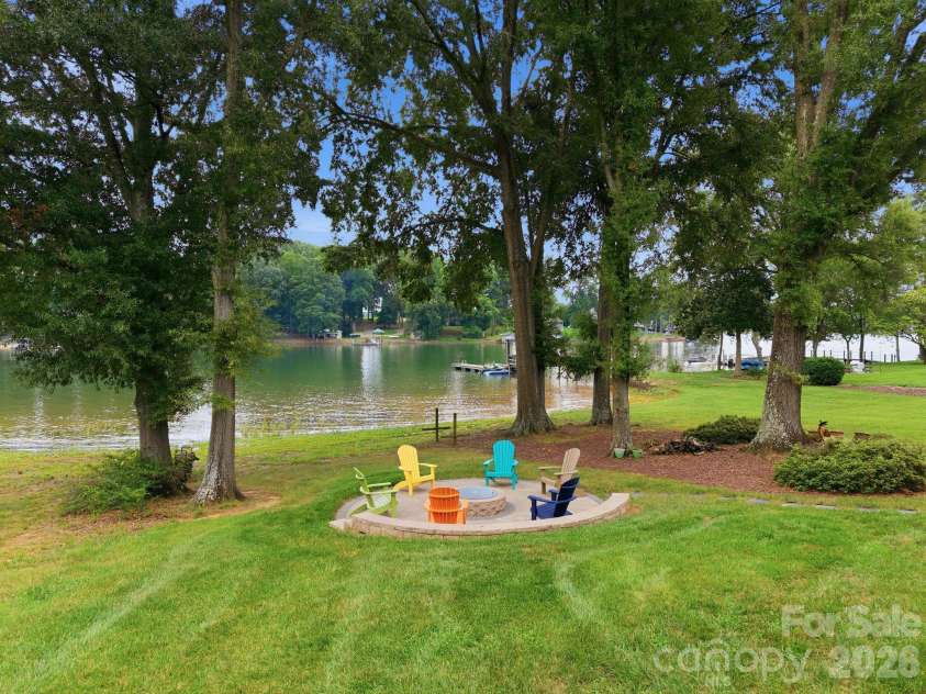 162 Sagemore Road, Mooresville, NC 28117.  MLS# CAR4433487, YatesRealty ID 56063. 