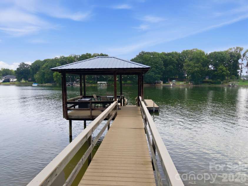 162 Sagemore Road, Mooresville, NC 28117.  MLS# CAR4433487, YatesRealty ID 56063. 