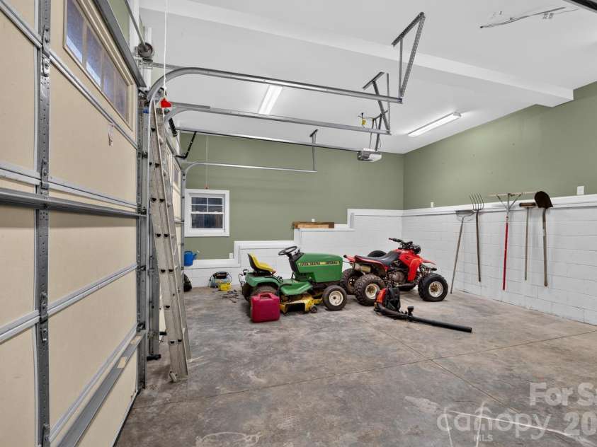 5596 Bridgewater Drive, Granite Falls, NC 28630.  MLS# CAR4430004, YatesRealty ID 56066. 