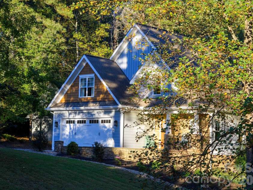 5596 Bridgewater Drive, Granite Falls, NC 28630.  MLS# CAR4430004, YatesRealty ID 56066. 
