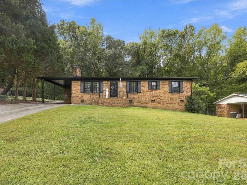 4721 Can Do Court, Gastonia, NC 28056.  MLS# CAR4433475, YatesRealty ID 56067. 
