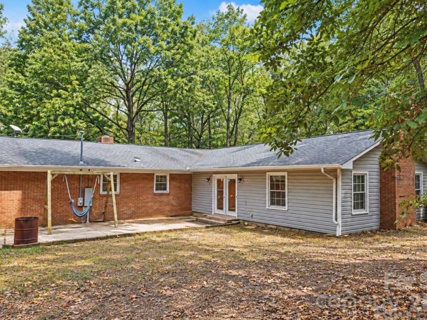 1239 Old Pageland Monroe Road, Monroe, NC 28112.  MLS# CAR4431449, YatesRealty ID 56068. 